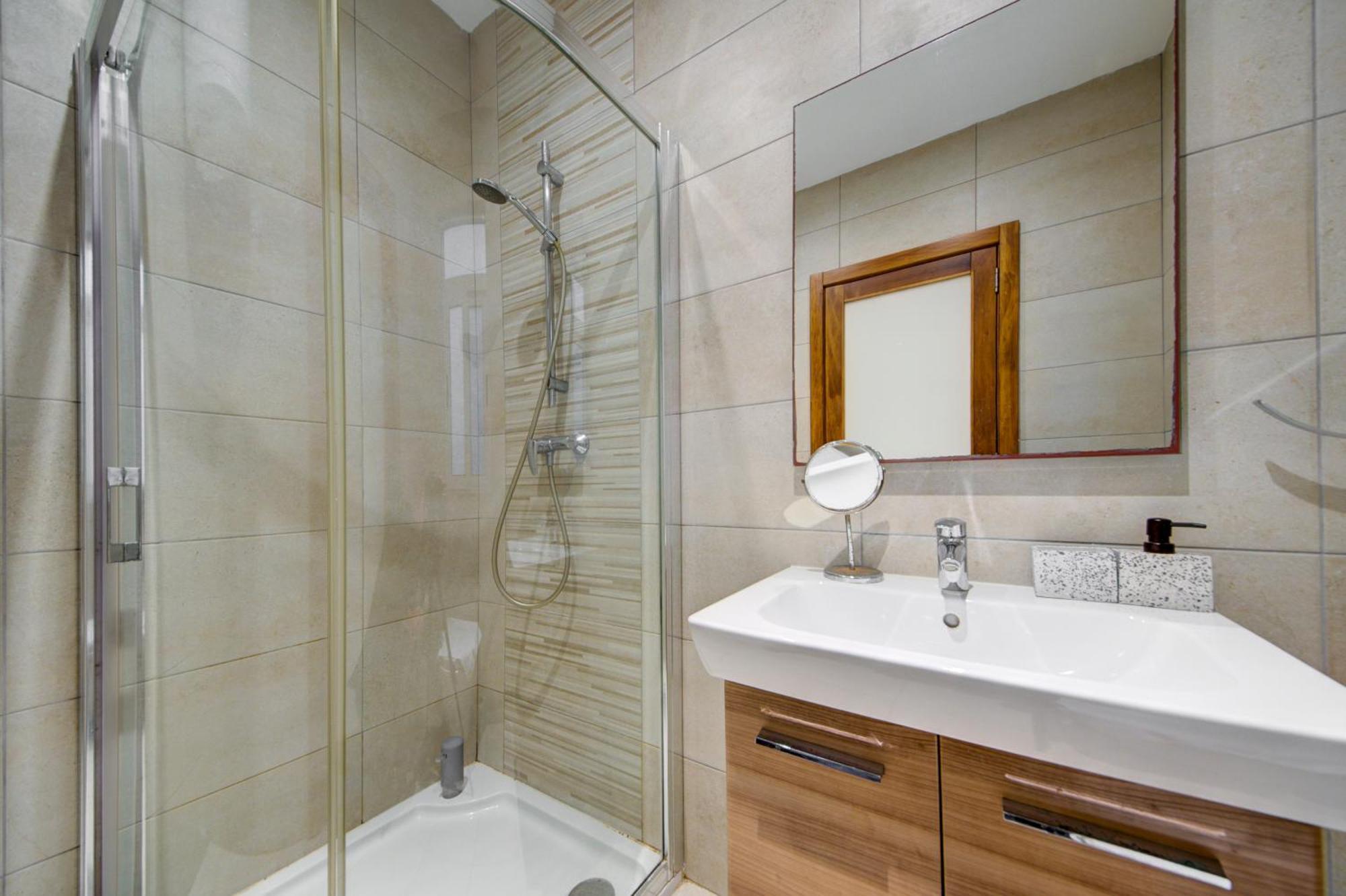 Top Floor Apt With Common Pool Close To All Amenities St. Paul's Bay Bagian luar foto