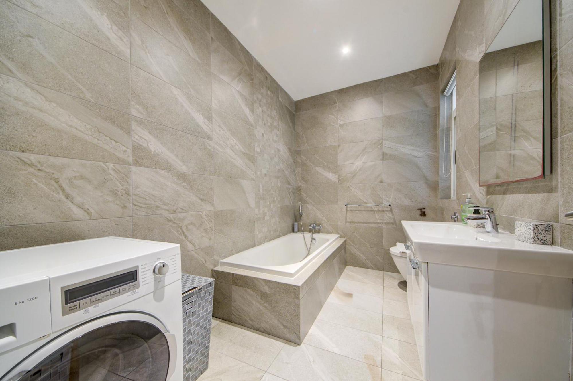 Top Floor Apt With Common Pool Close To All Amenities St. Paul's Bay Bagian luar foto