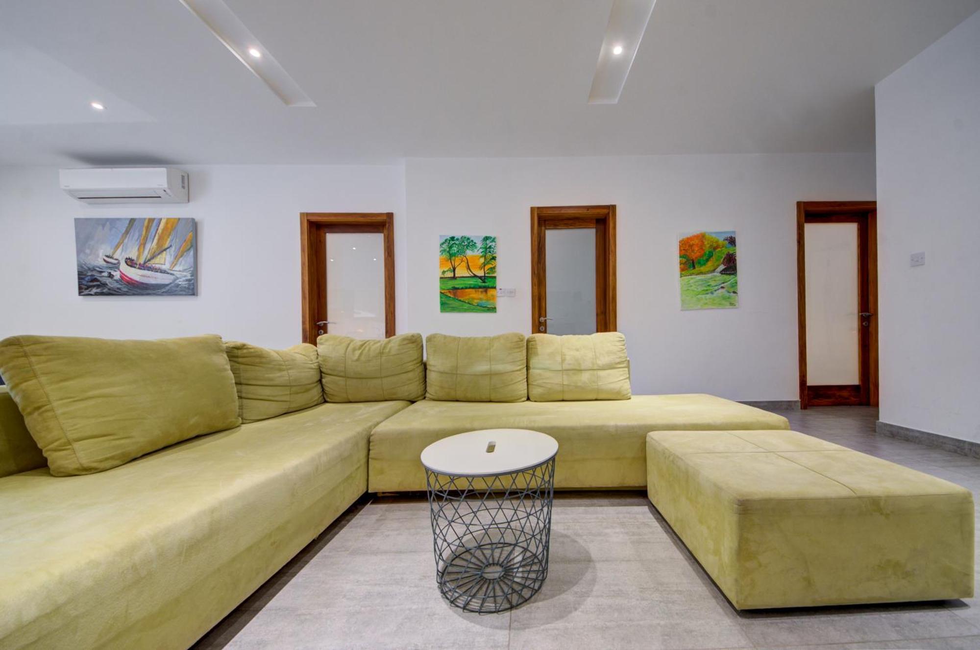 Top Floor Apt With Common Pool Close To All Amenities St. Paul's Bay Bagian luar foto
